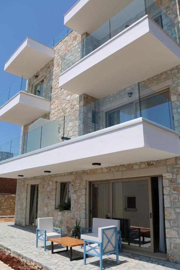 Hotel Vila 8 Himarë Exteriér fotografie